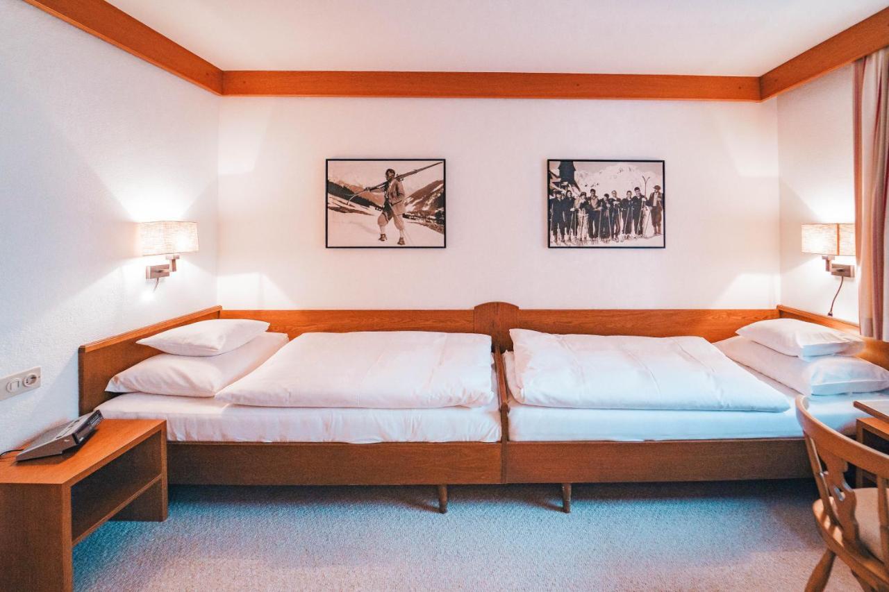 Hotel Garni Almjur Sankt Anton am Arlberg Esterno foto