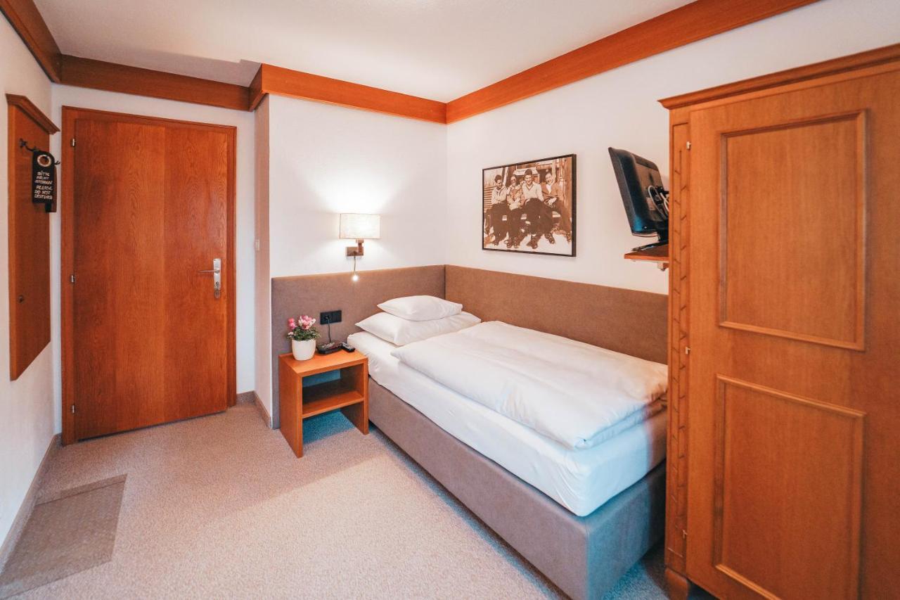 Hotel Garni Almjur Sankt Anton am Arlberg Esterno foto