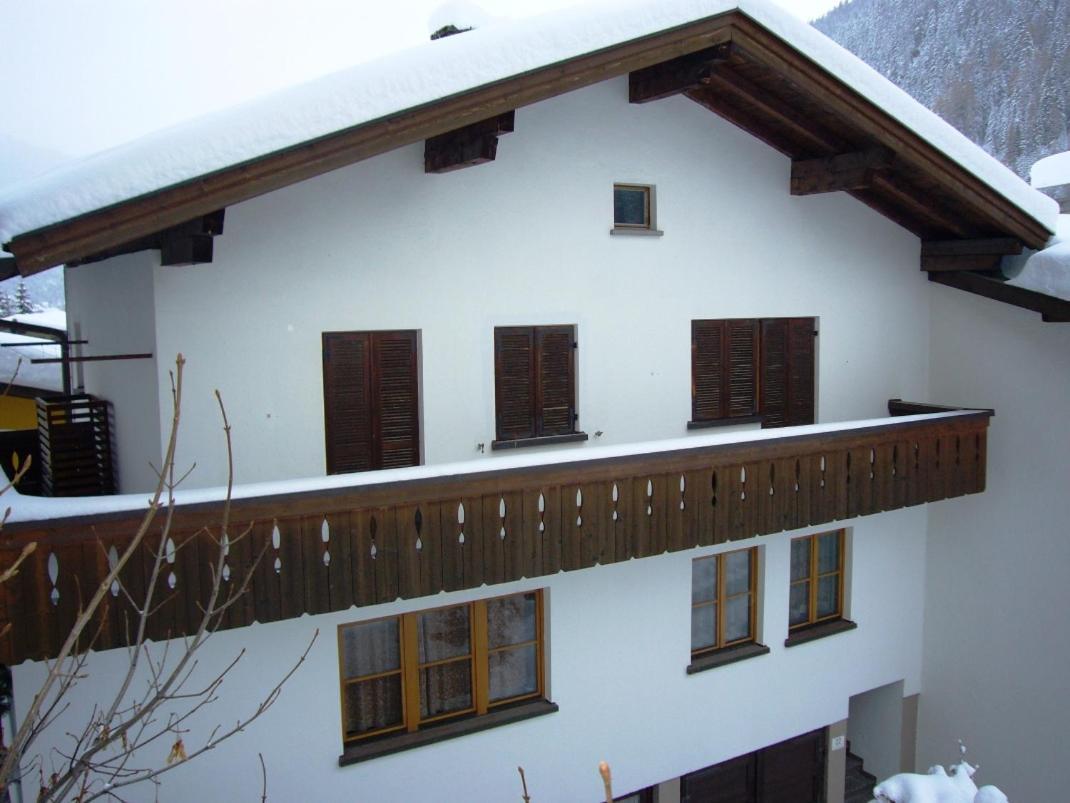 Hotel Garni Almjur Sankt Anton am Arlberg Esterno foto